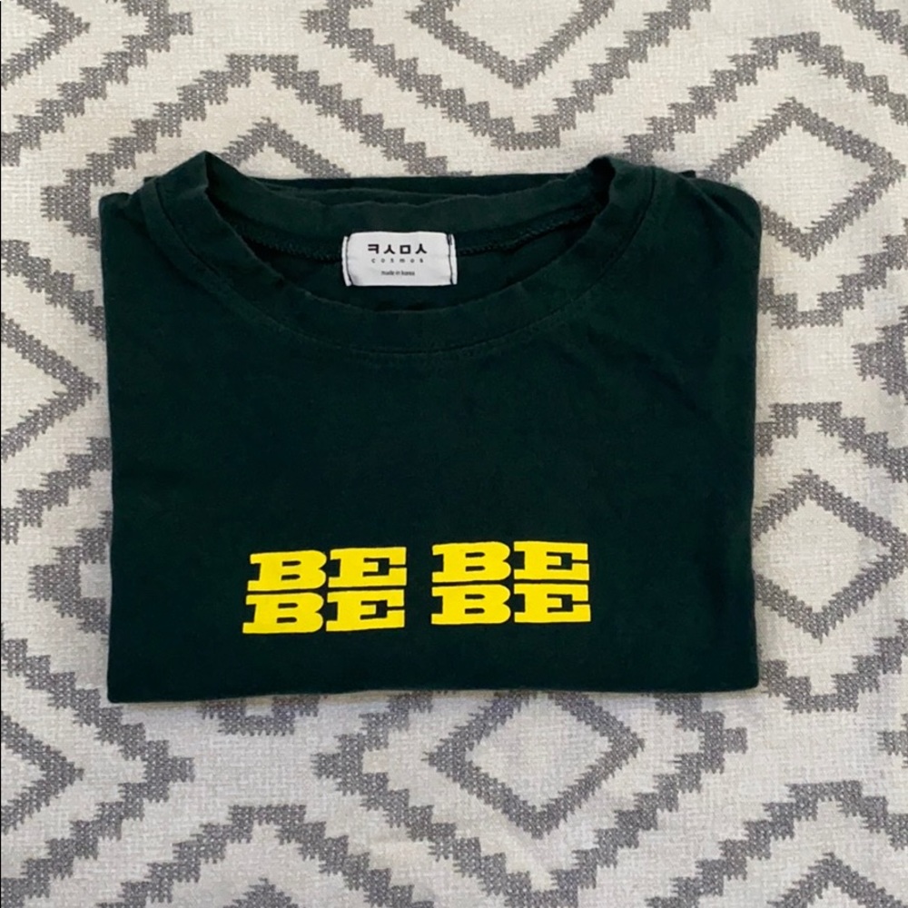 green short sleeve crop top size: small-medium
